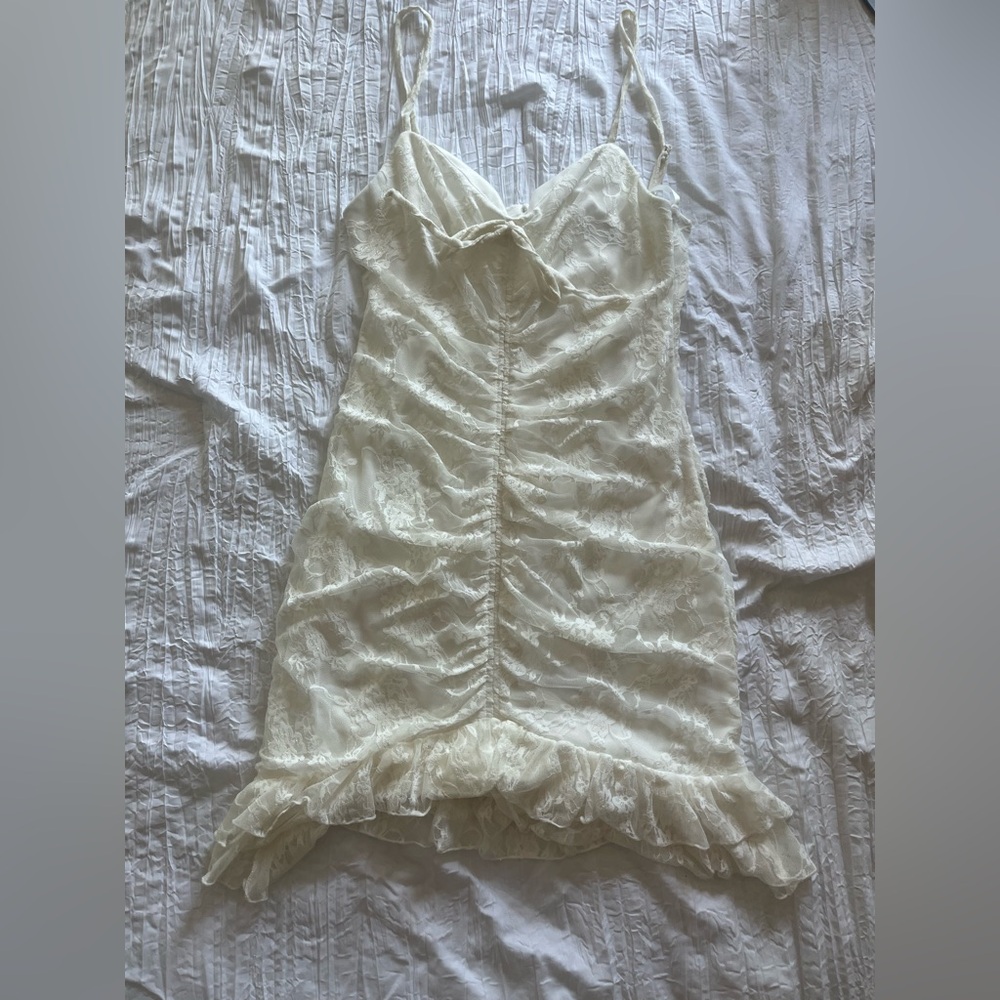 Elegant Cream Lace Dress
